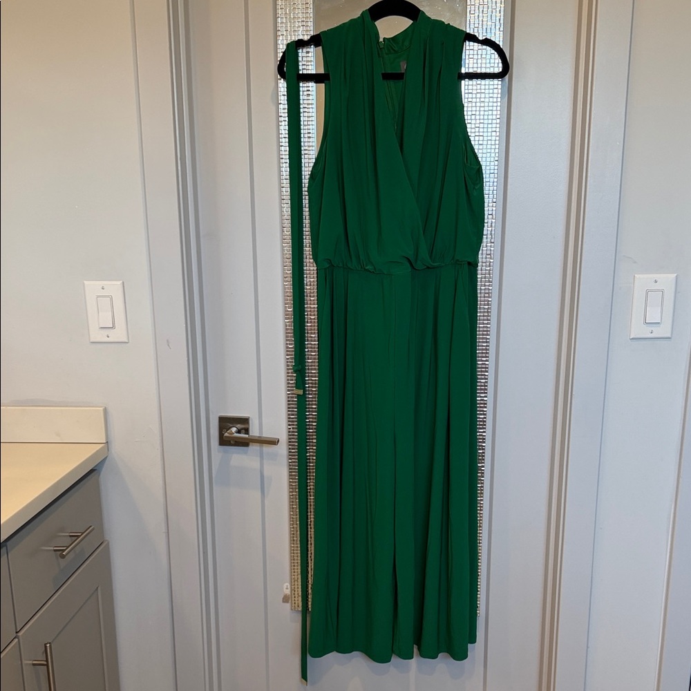 Vince Camuto Sleeveless Emerald Green Wrap Maxi Dress with Pockets & Belt